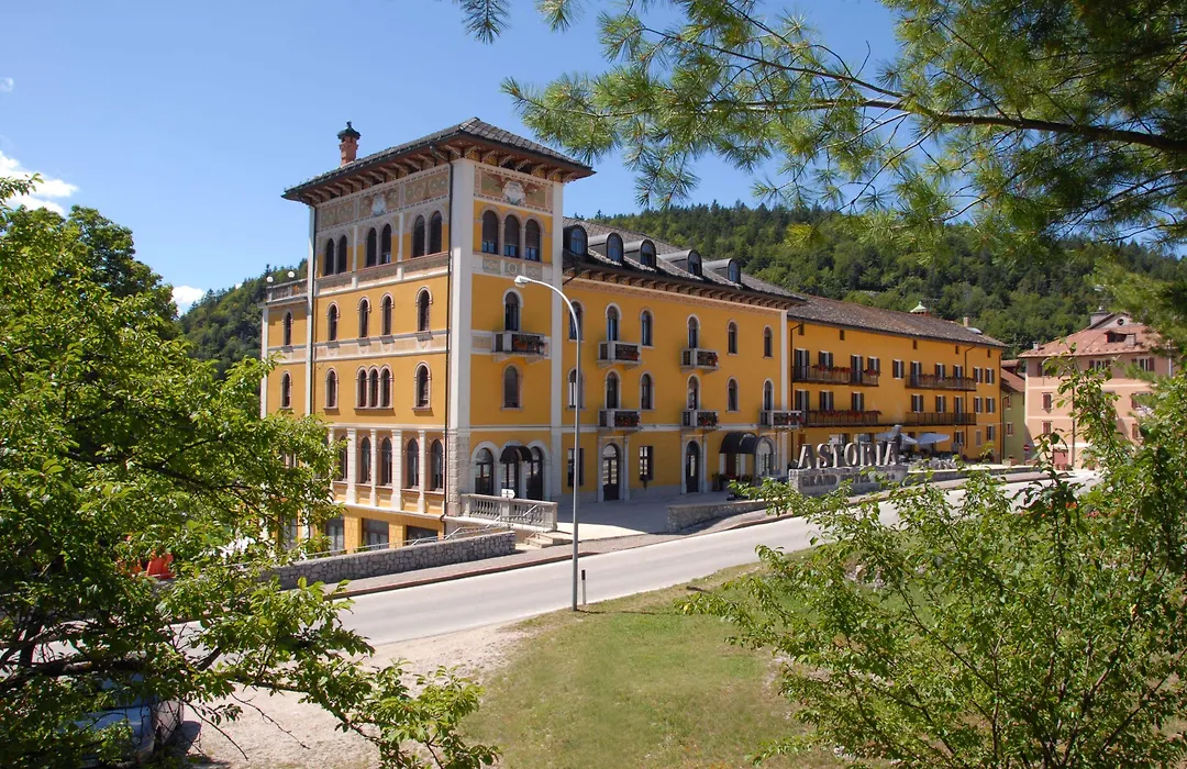 Grand Hotel Astoria-1